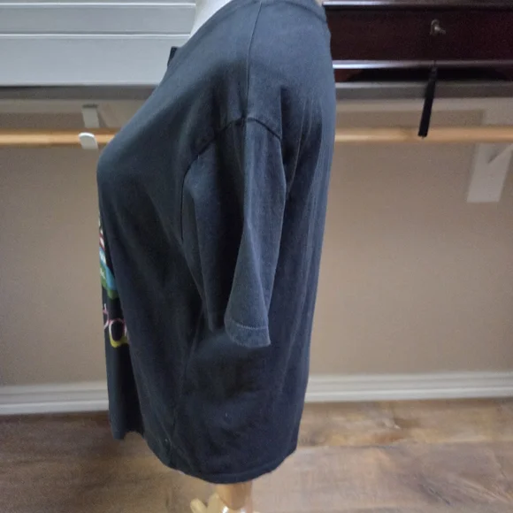 Pink Floyd Graphic T-Shirt - Picture 2 of 5